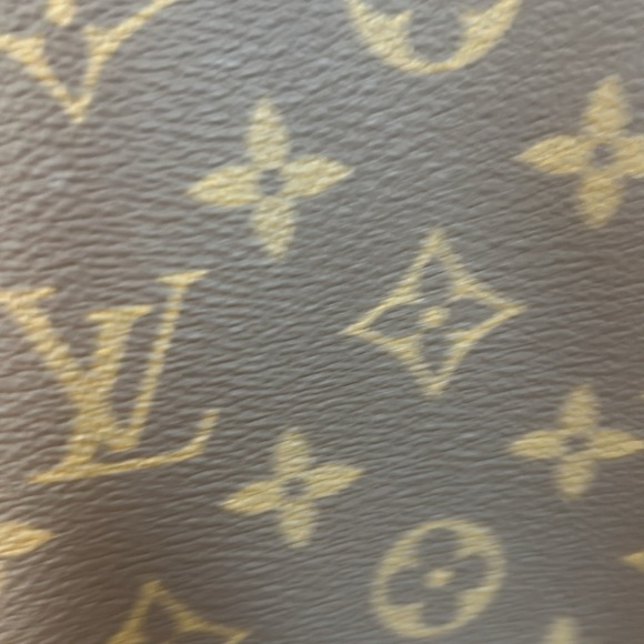 Louis Vuitton Monogram Garment Bag with COA - Picture 4 of 10
